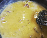 Foto del paso 3 de la receta: Rape en salsa de azafrán
