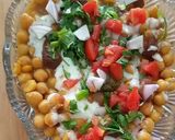 A picture of step 4 of Kathiyawari Chole Recipe | کاٹھياواری چھولے.