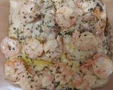 Foto del paso 5 de la receta: Salmón al horno con langostinos y limón