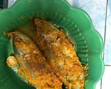 Foto langkah ke 2 dari resep Ikan goreng bumbu kuning sambal dabu-dabu.