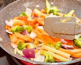 A picture of step 3 of American Chinese Chicken Chopsuey.