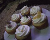 A picture of step 6 of Candy vanilla cake.