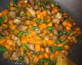 A picture of step 5 of Chicken fried rice.