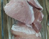 Foto del paso 1 de la receta: Pierna de cerdo en adobo