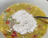 Foto langkah ke 3 dari resep Telur Dadar Serundeng.
