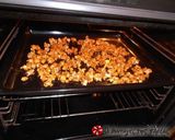 Φωτογραφία βήματος 8 της συνταγής Popcorn με ketchup. “Σ’ αγαπώ, μπαμπά μου!!!”