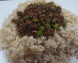 A picture of step 3 of Matar qeema with brown rice.