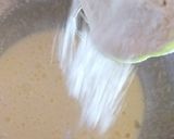 A picture of step 3 of Vanilla cup cake.