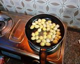 আলু - চিংড়ির তাওয়া মশালা (aloo chingri tawa masala recipe in Bengali) রেসিপির ধাপ 2 ছবি