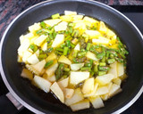 Foto del paso 2 de la receta: Tortilla de patata, espárragos y champiñones