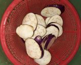 Foto langkah ke 4 dari resep 15. Terong Goreng Tepung Enak.