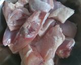 Hình bước làm 1 của món Gà kho nghệ