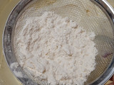 شیرینی کشمشی نارگیلی
