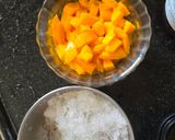 A picture of step 1 of Mango blossom.