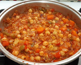 Foto del paso 10 de la receta: Garbanzos guisados con taquitos de jamón