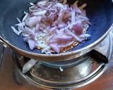 A picture of step 5 of Egg Rolls.