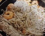 Foto del paso 4 de la receta: Langostinos con gulas