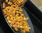 A picture of step 3 of Baked masala peanuts.