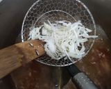 Foto langkah ke 5 dari resep 120. Soto Mie Bogor Kuah Merah.