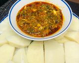 A picture of step 3 of Cooked yam with egg & spinach sauce🍽🥚🌶🍅🧅.