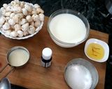 A picture of step 1 of Makhana custard kheer.