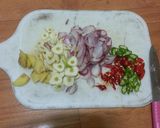 Foto langkah ke 2 dari resep Kering tempe teri Medan Pedas.