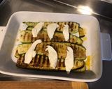 Une image de l'étape 7 de Courgettes grillées aux deux fromages et épices espagnoles.