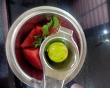 A picture of step 4 of Watermelon juice.