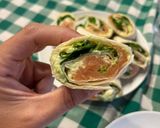 Foto del paso 4 de la receta Cena fácil y rápida: Wraps de salmón y crema de aguacate