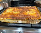 A picture of step 7 of Sour Cream Meat Lasagna.
