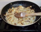 Foto del paso 7 de la receta: Habas de temporada con salsa de jamón