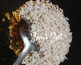 A picture of step 2 of Kheel Poha/Husked Rice Poha.