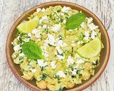 Une image de l'étape 4 de Porridge salé aux épinards /feta/pois chiches.