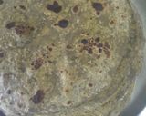 A picture of step 5 of Leftover Palak Paneer Paratha.