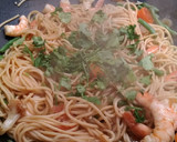 Foto del paso 4 de la receta: Fideos con camarones