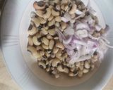 A picture of step 4 of Lobia chaat.