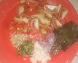 Foto langkah ke 1 dari resep Ikan pindang bumbu tomat.