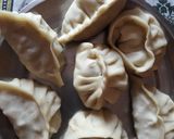 सोया शेजवान सॉस मोमोज (Soya Schezwan sauce momos recipe in Hindi) रेसिपी चरण 2 फोटो