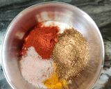 A picture of step 5 of Egg peas masala.