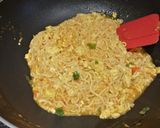 Foto langkah ke 5 dari resep Mie (instan) Bangladesh.