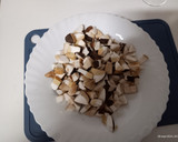 Foto del paso 2 de la receta: Merluza con salsa de boletus frescos
