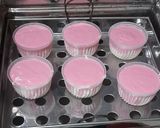 Foto langkah ke 3 dari resep Bolu kukus merah putih.