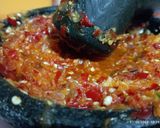 Foto langkah ke 1 dari resep Ketan serundeng pedas manis gurih praktis.