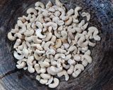 Foto langkah ke 1 dari resep Kacang Mente Sangrai.