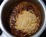 A picture of step 4 of Haleem Mix .