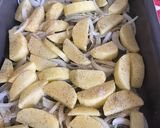 Foto del paso 4 de la receta: Salmón al horno con patatas