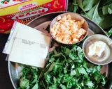 A picture of step 1 of Spinach corn sandwich.