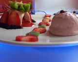 Foto del paso 10 de la receta: Gelatina sabor a coco con una salsa de fresa
