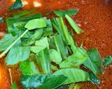 Gambar langkah 4 resipi Tomyam ayam.