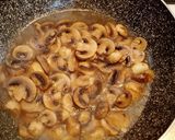 Foto del passaggio 7 della ricetta Pizza capricciosa (a modo mio)